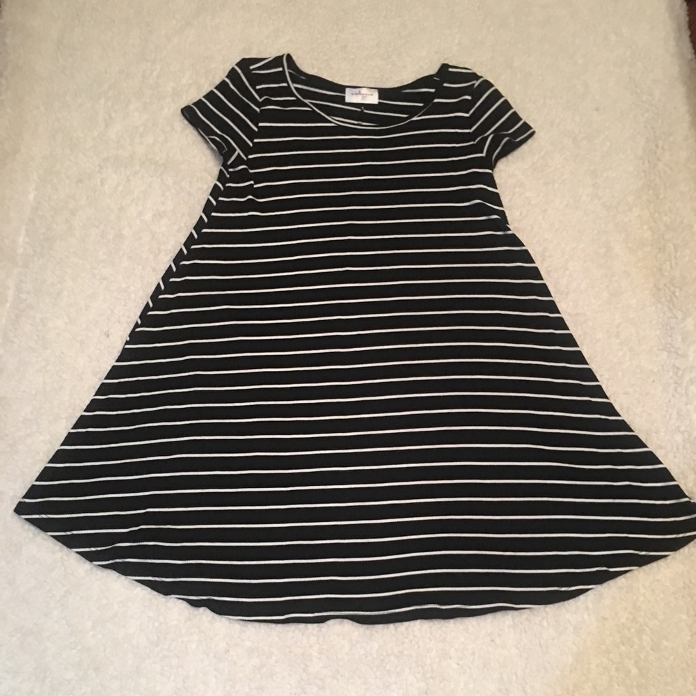 Boutique Small Black & White dress.  New with tags